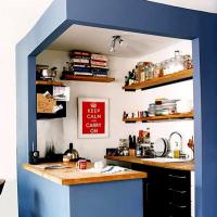 Progettazione di una piccola cucina a Krusciov: foto degli interni di piccole cucine e un'opzione per l'installazione di un frigorifero